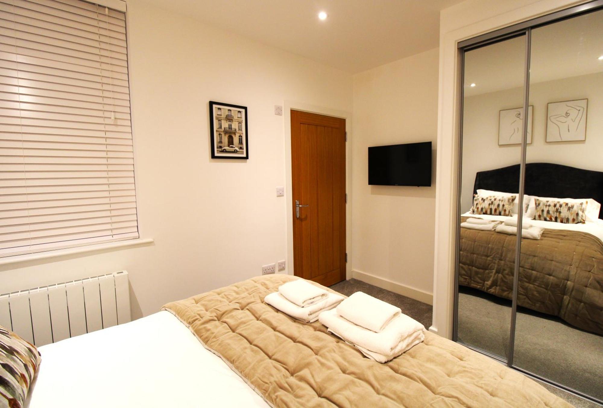 No 10 @Short Stays Basingstoke Exterior photo